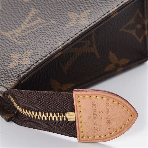 louis vuitton pouch 15